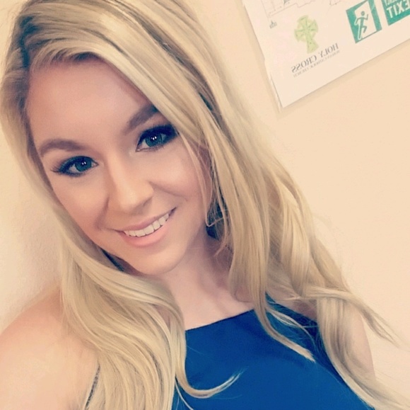 Meet your Posher, Kayla - Picture 1 of 1